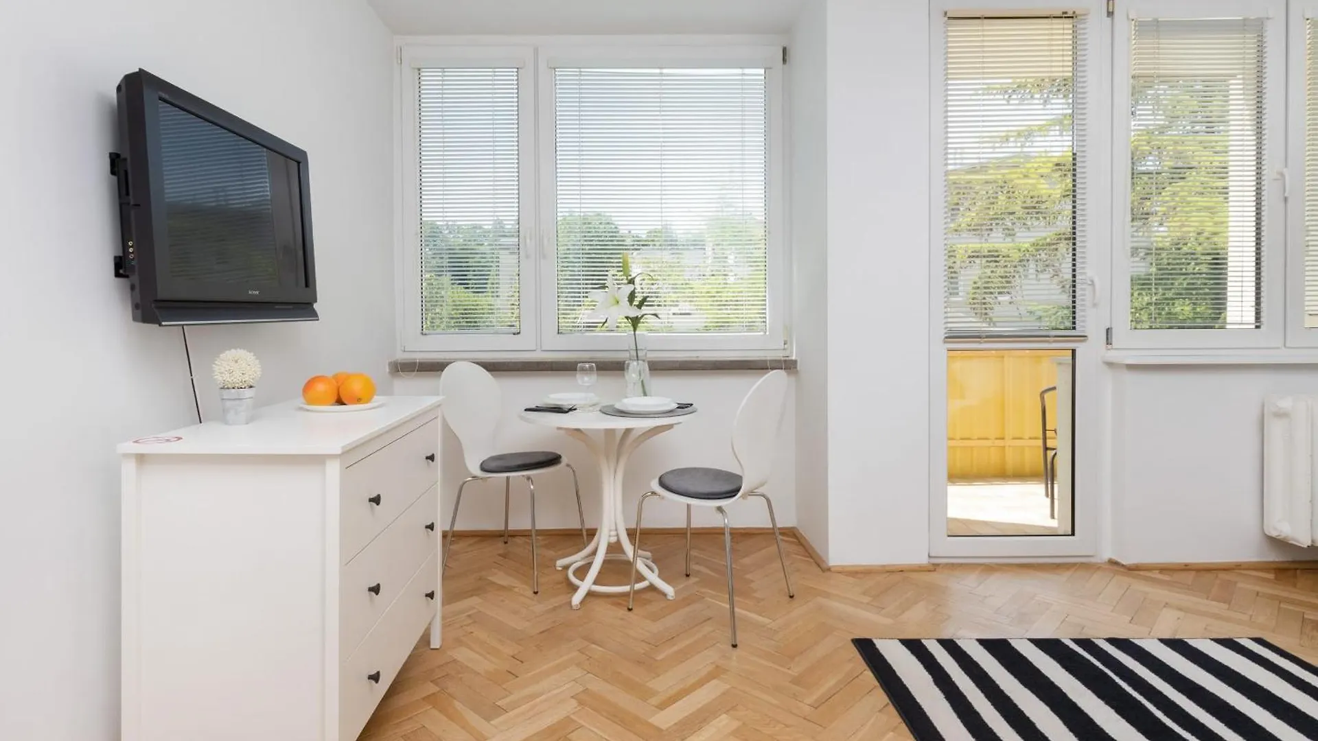 Studio With Balcony 300 M To The Beach Sopot By Noclegi Renters Poland